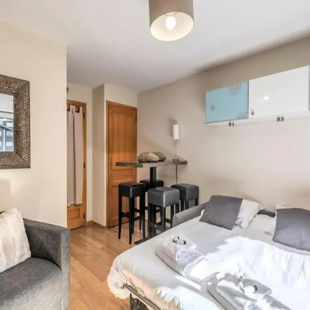 Studio For 2 People * Chamonix